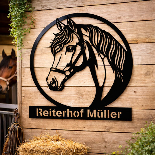 Metallschild Reiterhof Name – individuell | Wetterfest &amp; personalisiert