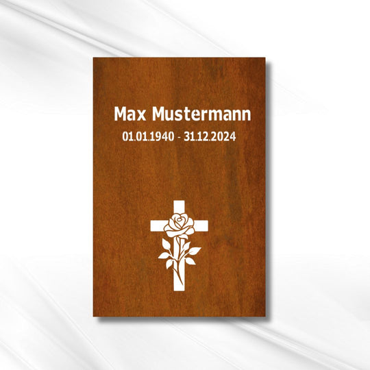 Gedenktafel mit Kreuz &amp; Rose – personalisierbar aus Metall