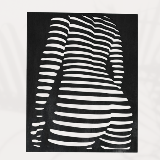 Body - Zeitloses Design in Schwarz aus hochwertigem Metall